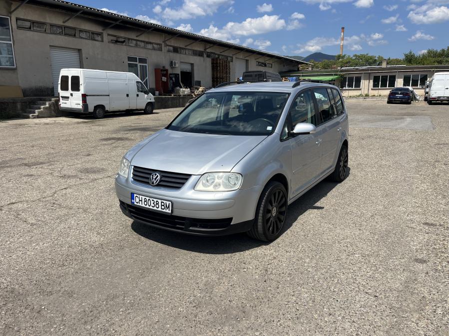 Volkswagen Touran, 2007г., 188000 км, 5998 лв.