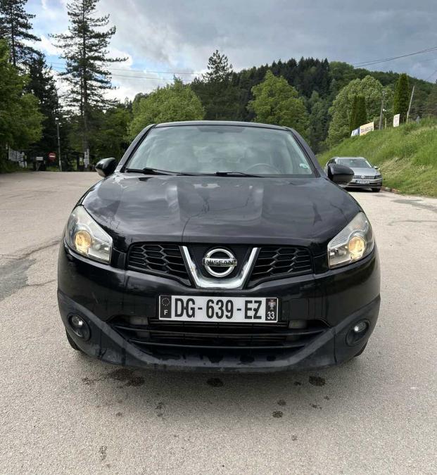 Nissan Qashqai, 2008г., 251000 км, 2992 €