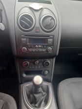 Nissan Qashqai, 2013г., 196700 км, 6100 €