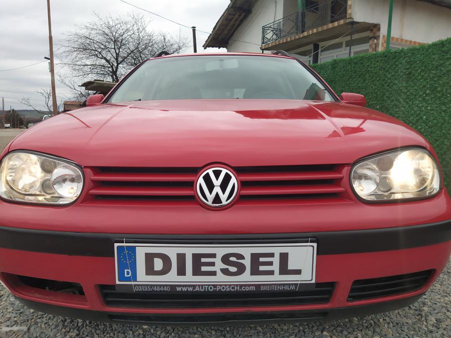 Volkswagen Golf, 2004г., 195000 км, 3299 лв.