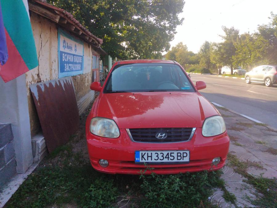Hyundai Accent, 2004г., 230000 км, 2300 лв.