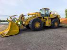 Колесен товарач Caterpillar 988