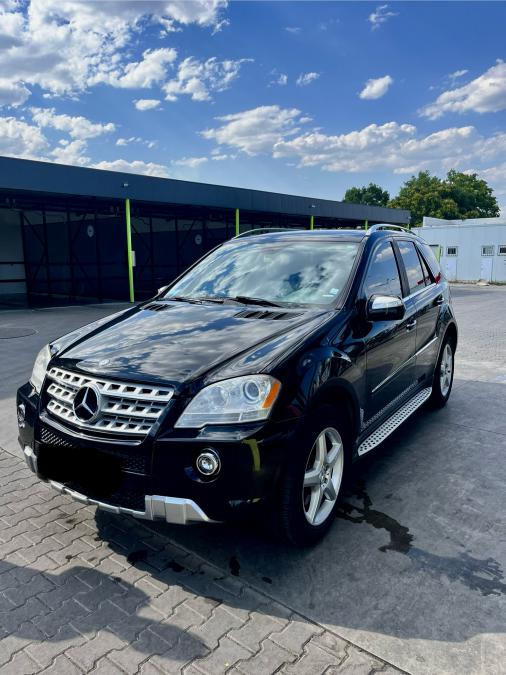 Mercedes-Benz Ml500, 2009г., 305000 км, 13000 €