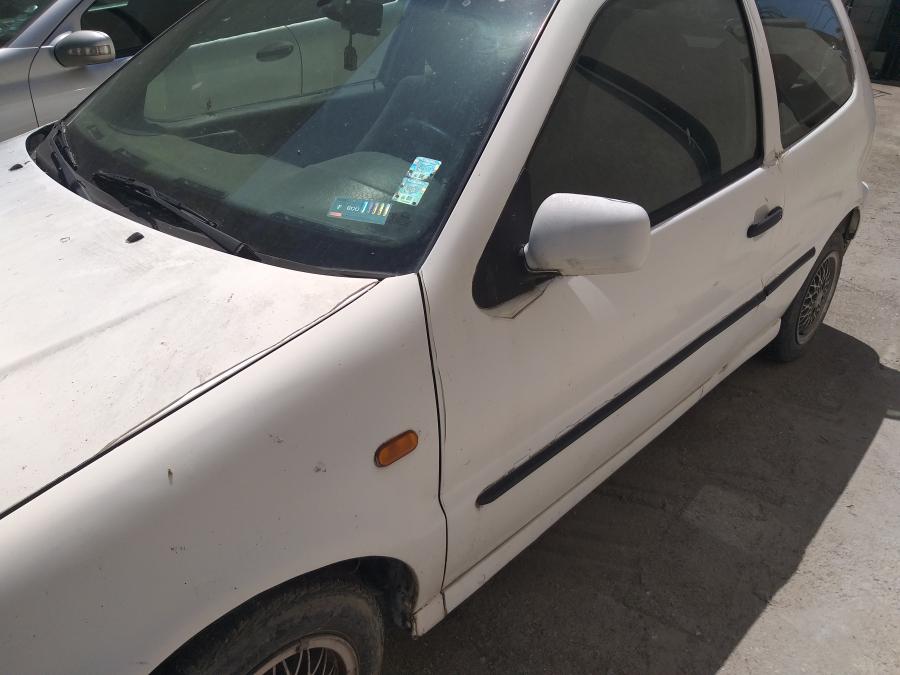Volkswagen Polo, 1997г., 250000 км, 1199 лв.