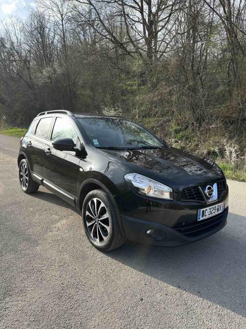 Nissan Qashqai, 2014г., 208000 км, 6300 €